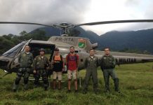 Águia 01 resgata dois jovens perdidos na mata