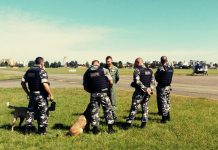 Companhia de Operações com Cães do BOPE visita o BPMOA