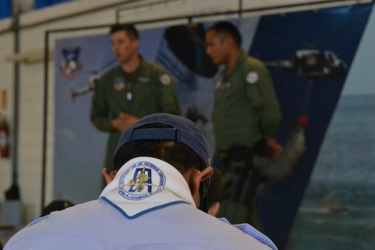 Base de Radiopatrulha Aérea de São José dos Campos recebe grupo de escoteiros