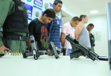 Graer prende cinco suspeitos de roubos de veículos