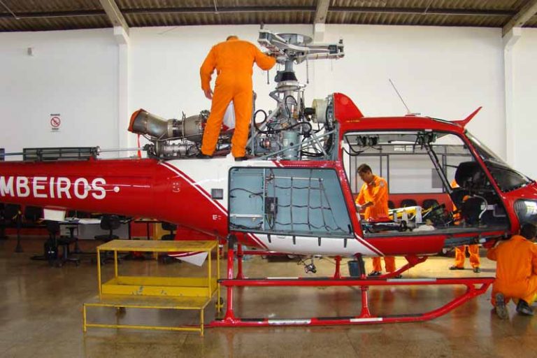 Corpo de Bombeiros Militar do DF vai abrir concurso para mecânico de aeronaves