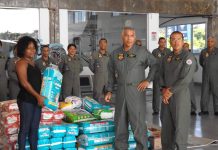 Policiais do Graer arrecadam fraldas para jovem vítima de acidente