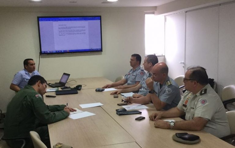 Grupo de Trabalho de VANT da PM de São Paulo participa de reunião com DECEA