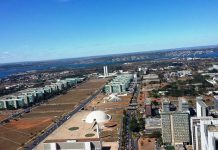 Alunos do 5º Curso de Tripulante Operacional do MT visitam unidades de Aviação de Segurança Pública do DF