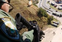 Motorista foge e é encontrado com ajuda de helicóptero na Dutra, em Piraí