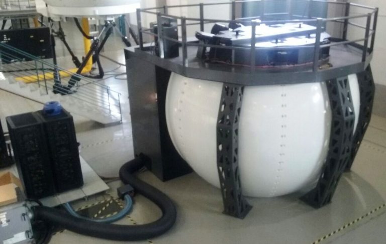 FAB contrata horas de voo em simulador do helicóptero H-50 (AS350)