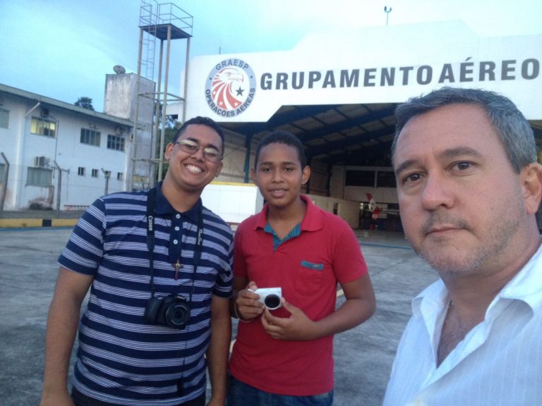 Jovens fotógrafos visitam o GRAESP e registram o momento