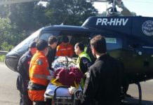 SARA e SAERFron auxiliam no resgate e transporte de vítima presa em ferragens