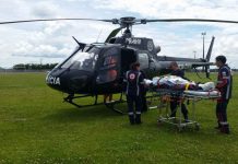 Policial civil baleado é transferido de helicóptero para Chapecó/SC