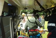 Helicóptero do Bombeiro atende capotamento na GO-070