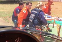 Resgate 02 do Bombeiro do DF resgata criança vítima de afogamento em piscina