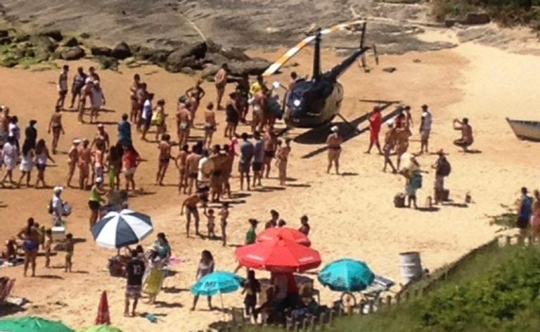 Justiça solta piloto que pousou helicóptero em praia do Espírito Santo