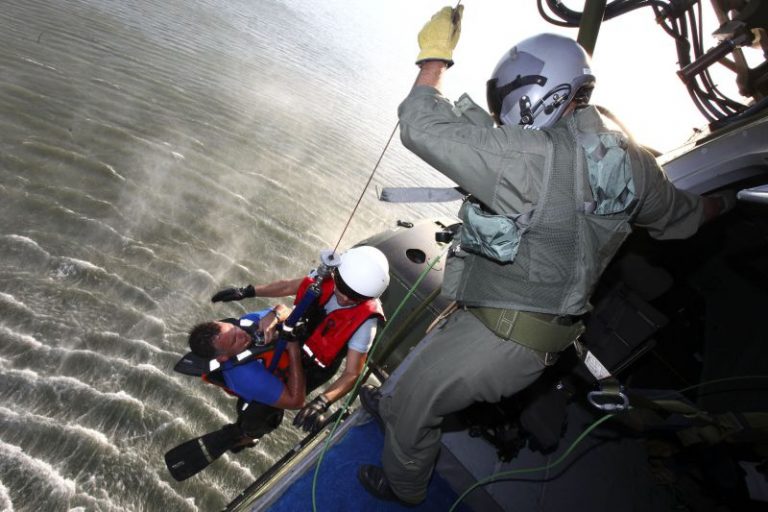 Portugal e EUA assinam acordo de cooperação sobre busca e salvamento marítimo