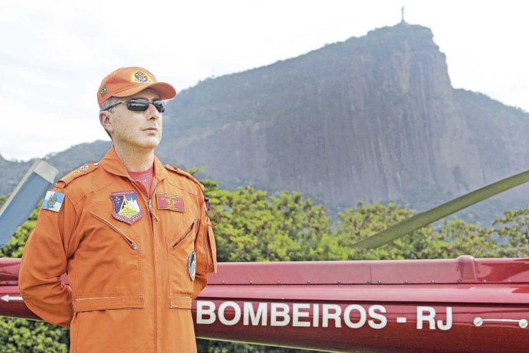 Grupamento Aéreo do Bombeiro do RJ salva mais de 350 vidas em 1 ano