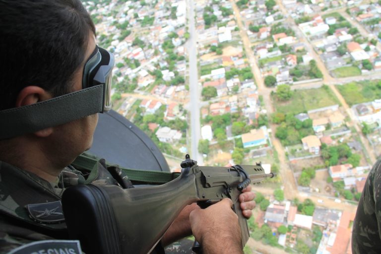 Helicópteros do Exército são utilizados nas operações no Espírito Santo
