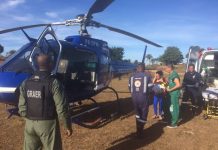 Criança é atingida por moto em praia e helicóptero do GRAer atua em resgate