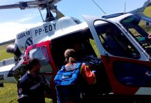 Águia 10 resgata piloto de parapente que caiu em área de difícil acesso em Jundiaí