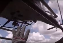 Bombeiros usam helicóptero para resgatar cachorro no Sul de Minas Gerais