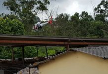 PM usa helicóptero para achar ladrões que se esconderam no mato em Taboão da Serra