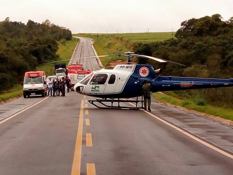 Helicóptero do Samu de Maringá resgata vítima de acidente na BR-487