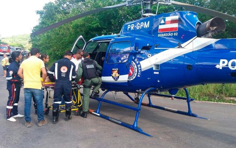 GRAer/BA socorre vítimas de acidente na Estrada da Cascalheira, em Camaçari