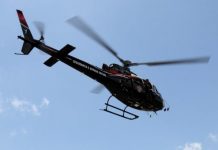 Helicóptero Acauã faz buscas para localizar três pescadores que desaparecem em Acaú, Pitimbu