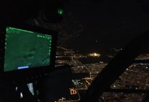 Helicóptero da Receita Federal em operação conjunta flagra contrabando de cigarros no Rio Paraná