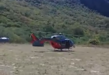 Helicóptero da Ciopaer transporta cisternas para comunidades isoladas de Choró