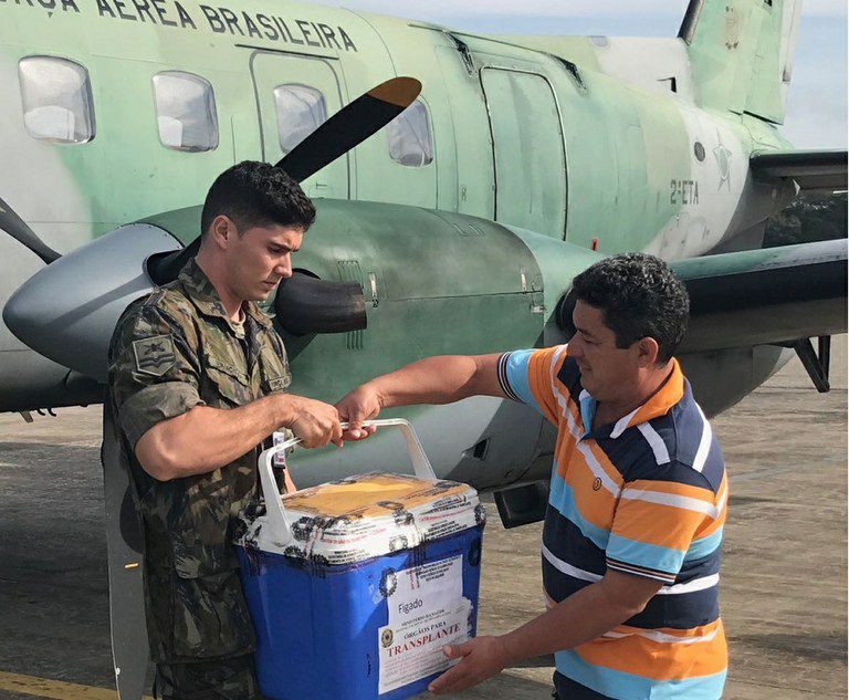 Transporte de órgãos realizado pela FAB dispara após manter aeronave à disposição