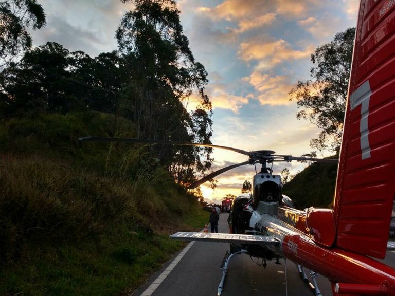 Águia 07 da PM resgata vítima de acidente de trânsito na SP-171