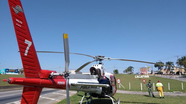 Águia 07 apoia bombeiros no resgate de vítima de acidente de trânsito em Caçapava