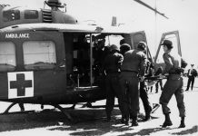 Modernas práticas de resgate aeromédico tiveram suas origens na guerra do Vietnã