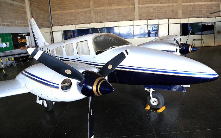 Avião do ex-governador Silval Barbosa é vistoriado pelo Ciopaer