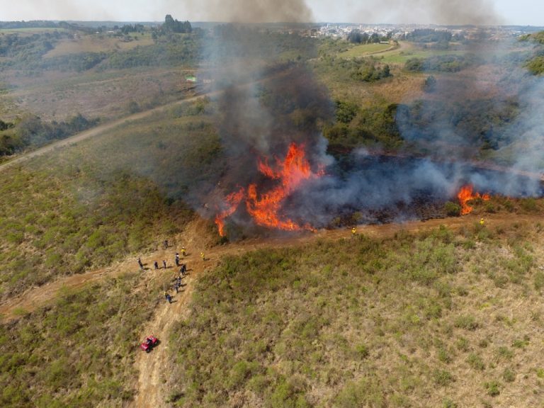 Corpo de Bombeiros de Santa Catarina utiliza drone em simulado de combate a incêndio florestal