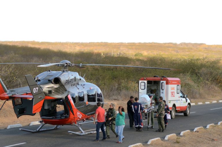 Helicóptero EC145 da Ciopaer transporta recém-nascido de Cedro para Fortaleza