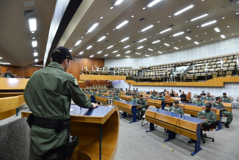 Policiais Militares do GRAer são homenageados pela Câmara Municipal de Goiânia