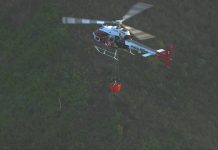 Águia 02 ajuda bombeiros a controlar incêndio no Parque Estadual do Juquery, em Franco da Rocha