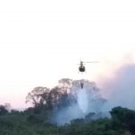 Águia 05 apoia Corpo de Bombeiros no combate a incêndio florestal na região de Campinas