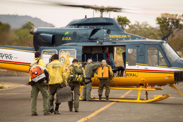 PRF auxilia combate a incêndio no Parque Nacional da Chapada dos Veadeiros