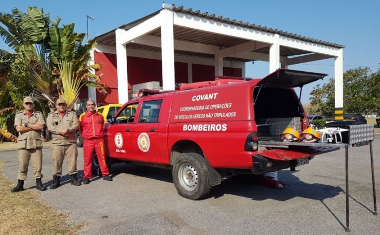 Oficial do Corpo de Bombeiros do Ceará visita a sede da Coordenadoria Operacional de VANT
