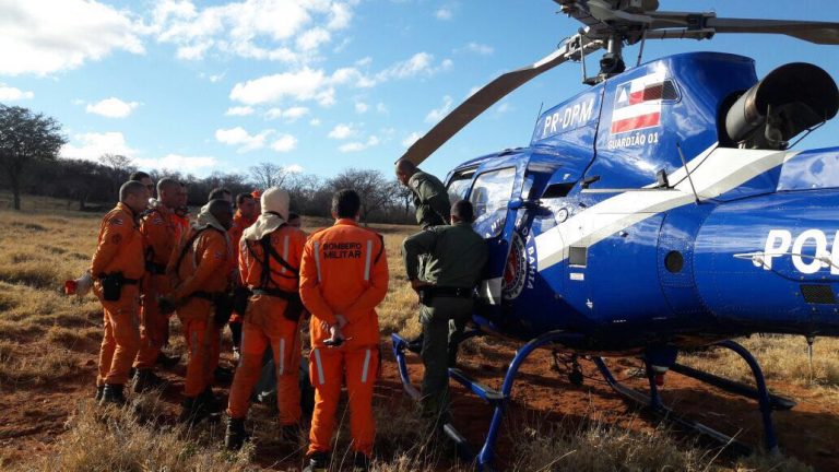 GRAer participa de força tarefa que combate incêndio florestal em Rio do Pires, região da Chapada Diamantina
