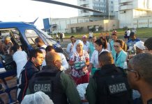 Ônibus que levava crianças a excursão tomba na BA-421 e GRAer presta socorro às vítimas