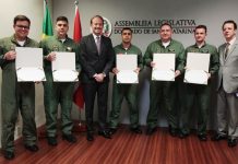 Policiais da 5ª Cia do BAPM recebem Moção de Aplauso na Assembleia Legislativa de Santa Catarina