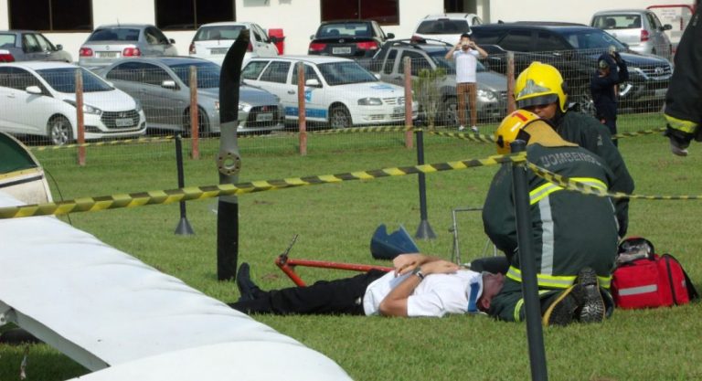 Arcanjo 03 participa de simulado de acidente aéreo no Aeroporto de Blumenau