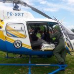 Capotamento deixa quatro feridos e vítima é transferida para hospital de helicóptero. Foto: Ciopaer/Divulgação