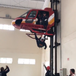 Bombeiros e Samu realizam treinamentos com o helicóptero Arcanjo e em simulador