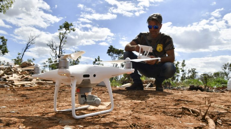 Agência de Fiscalização do Distrito Federal usa drone para monitorar ocupações e descarte de lixo irregulares
