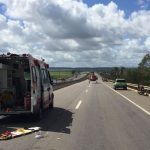 GTA de Pernambuco e SAMU resgatam vítima de capotamento na BR-101