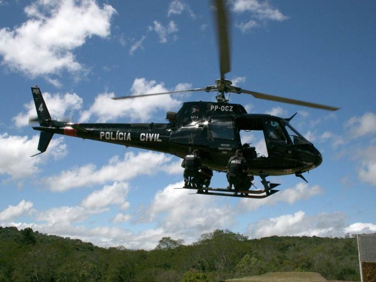 Helicóptero Pelicano ajuda a Polícia Civil de São Paulo a prender ladrões de carga