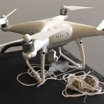 Drone foi interceptado quando transportava celulares e droga para presídio de SP (Foto: Divulgação/Secretaria de Administração Penitenciária)